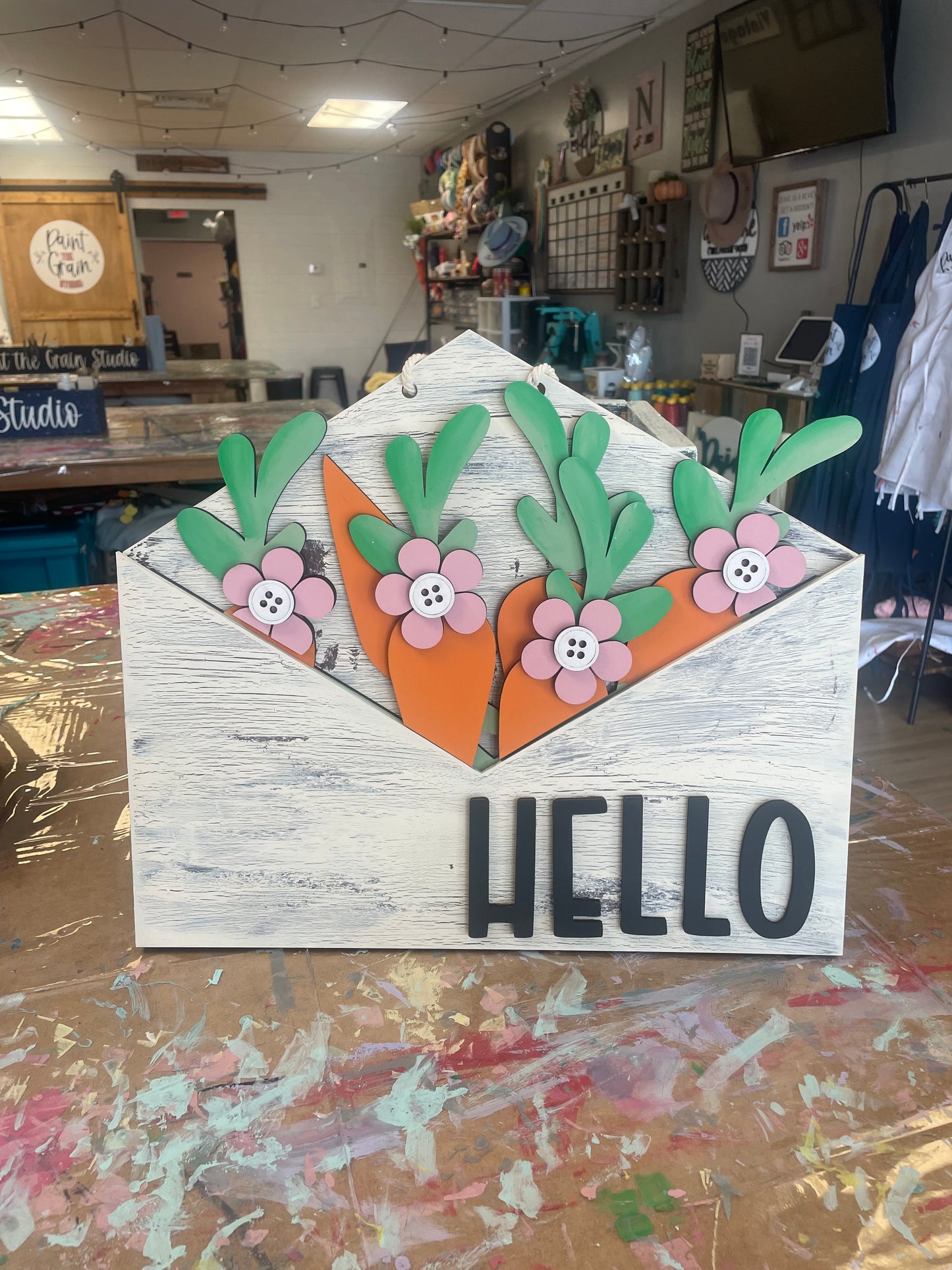 Envelope Interchangeable Hanger