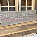 All you need is love- Medium Plank