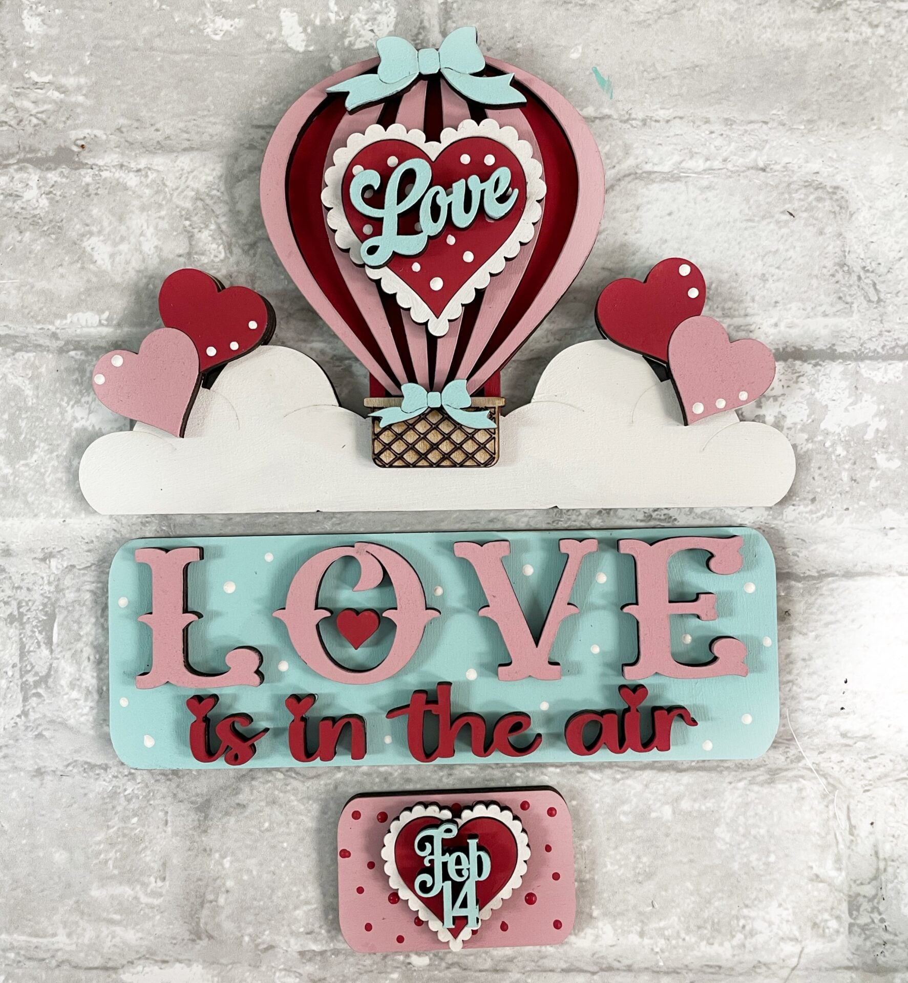Interchangeable truck - Love is in the Air